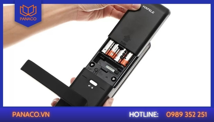 Lỗi sập nguồn đột ngột (Do dùng pin không đúng chuẩn)