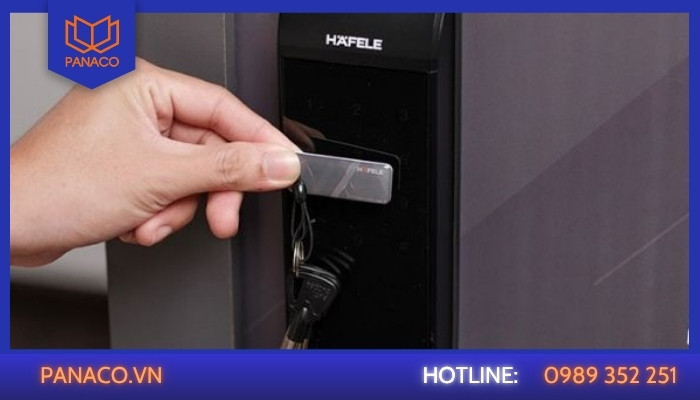 Sửa khóa thẻ từ