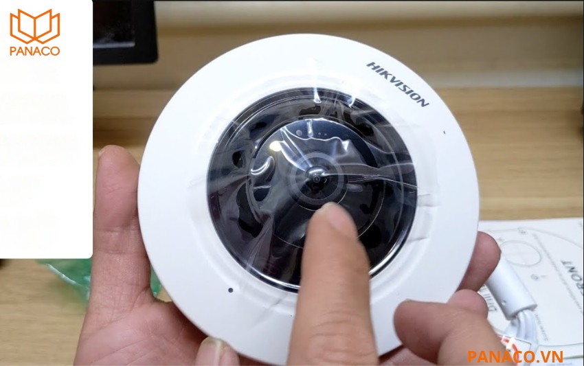 DS-2CD2955G0-ISUHUN tích hợp micro ghi âm
