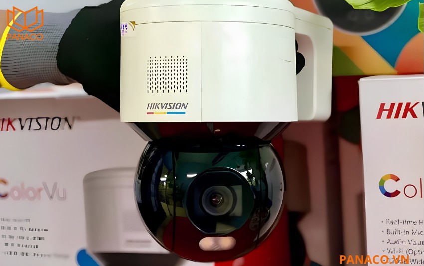 DS-2DE3A404IWG-EHUN là camera đàm thoại 2 chiều