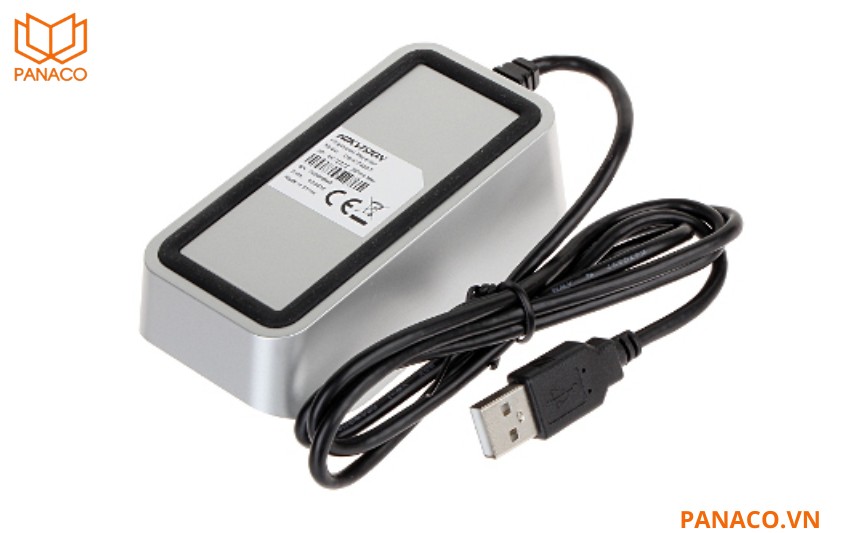 Giao tiếp USB 2.0 và kết nối Plug-and-Play