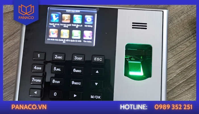 Nếu mất điện thì máy chấm công có bị mất dữ liệu không
