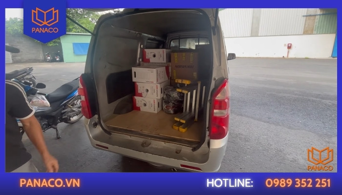 Panaco sử dụng xe chuyên dụng để vận chuyển số lượng lớn vật tư thiết bị