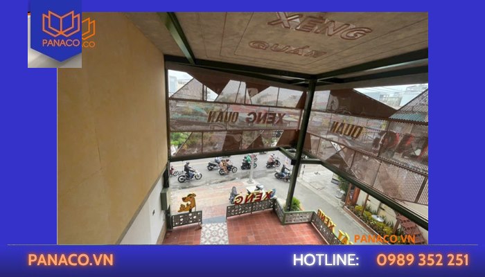 Mắt nhìn xuống lối vào, dữ liệu chống thất thoát nhà hàng bằng camera